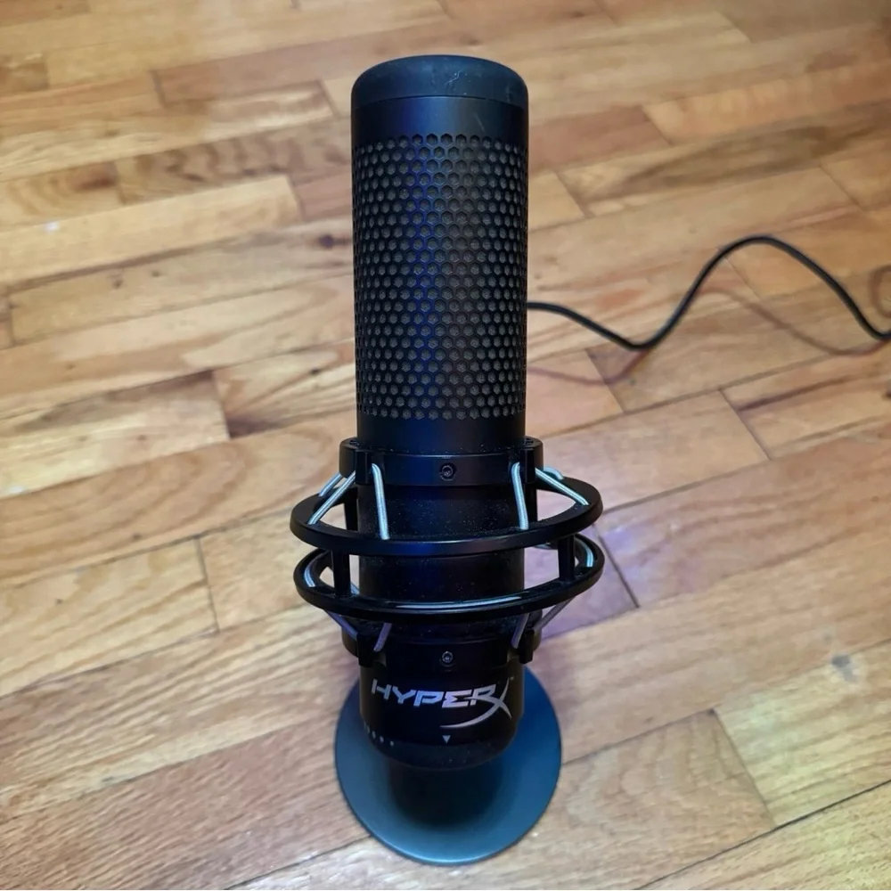 HyperX QuadCast S - USB Microphone - RGB Lighting (First Generation)